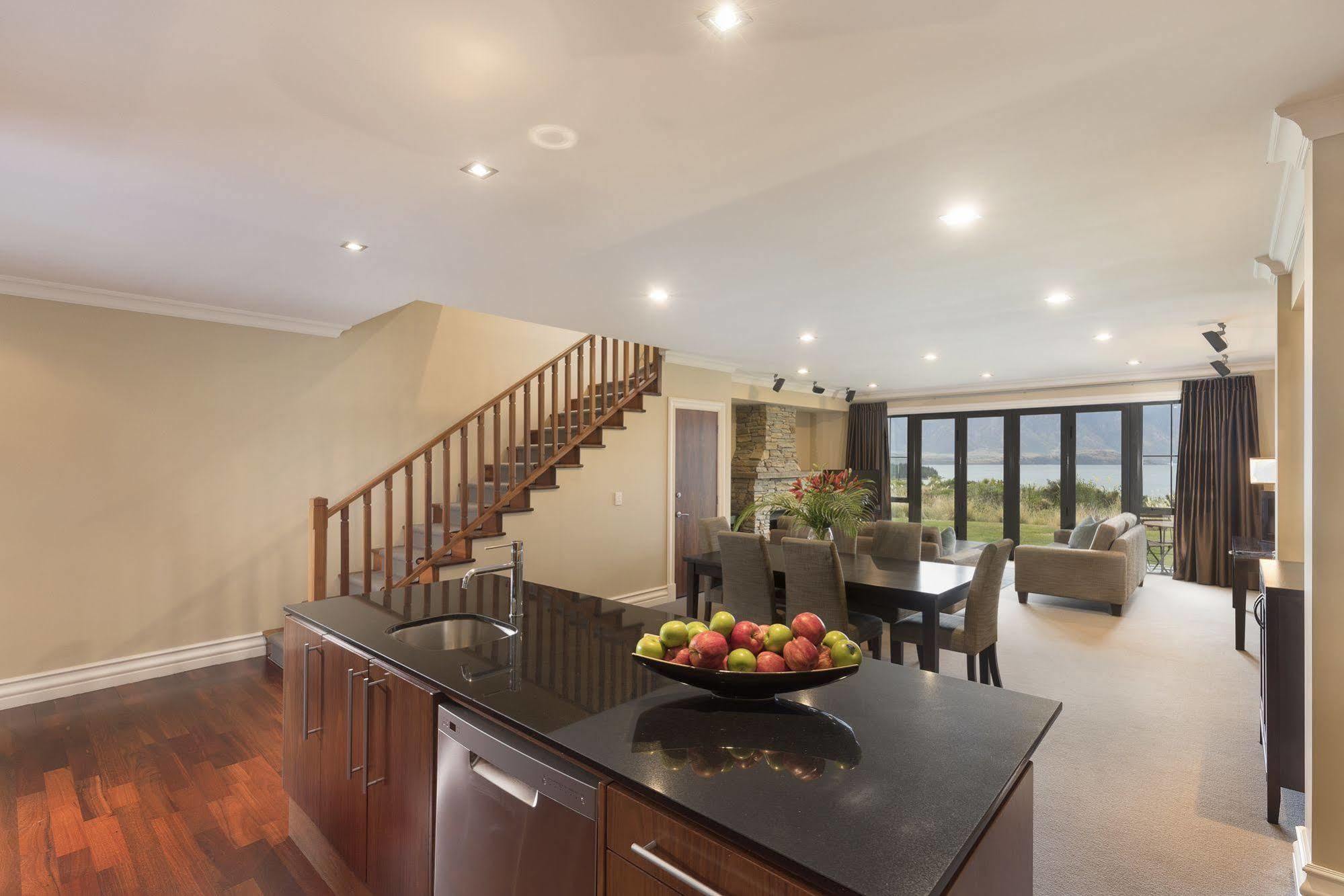 Platinum Queenstown Exterior foto