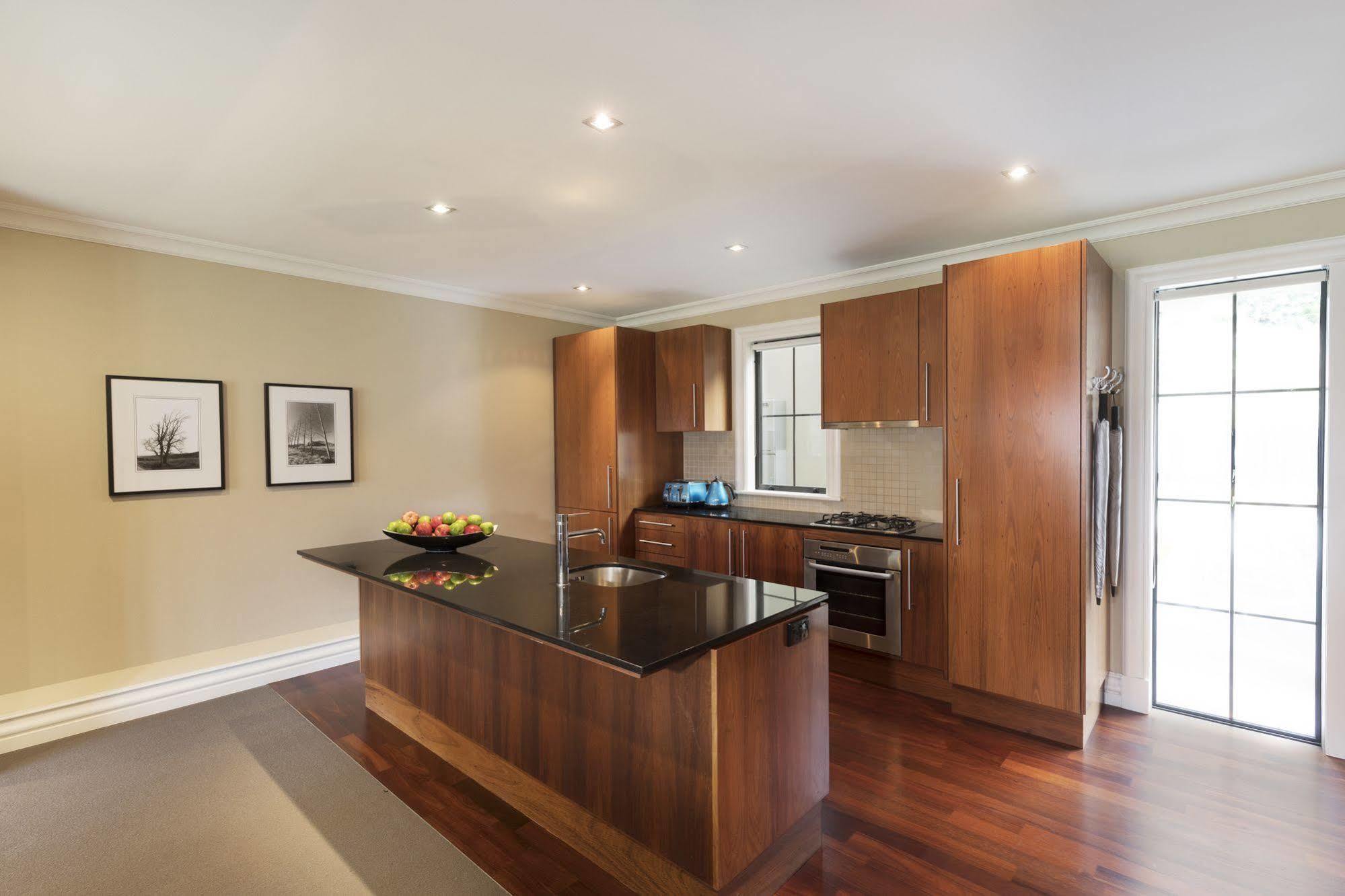 Platinum Queenstown Exterior foto